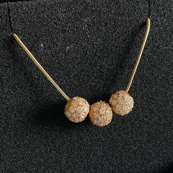 Three 18k Solid gold charms - Picture 4 of 4